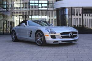 Image 10/75 of Mercedes-Benz SLS AMG Roadster (2012)