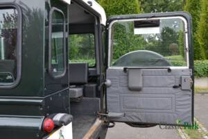 Afbeelding 27/50 van Land Rover Defender 110 Td5 (2000)