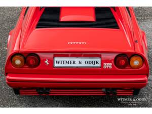 Bild 27/37 von Ferrari 328 GTS (1985)