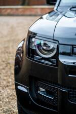 Image 26/50 de Land Rover Defender 110 V8 &quot;Bond Edition&quot; (2021)