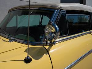 Image 16/26 of Packard Series 2631 (1953)