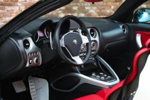 Immagine 47/50 di Alfa Romeo 8C Spider (2009)