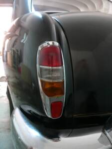 Image 17/30 of Mercedes-Benz 180 Db (1961)