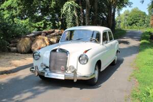 Image 1/50 of Mercedes-Benz 219 (1959)