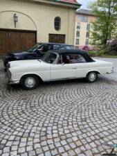 Image 13/77 of Mercedes-Benz 250 SE (1966)