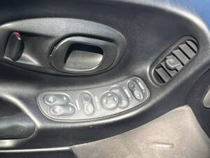 Image 31/50 of Chevrolet Corvette (2001)