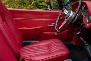 Bild 18/50 von Alfa Romeo 2600 Spider (1962)