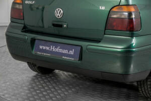 Image 36/50 de Volkswagen Golf III Cabrio 1.8 (1998)