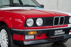 Bild 21/50 von BMW 325i (1986)