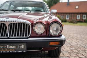 Bild 4/46 von Jaguar XJ 12 (1991)