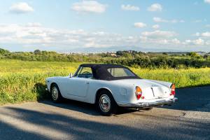 Bild 5/42 von Lancia Flaminia GT 2.8 3C Touring (1966)