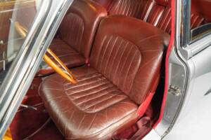 Image 10/19 de Jaguar Mk II 3.8 (1967)