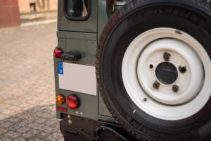 Image 15/42 of Land Rover Defender 90 (2015)