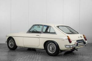 Imagen 8/50 de MG MGB GT (1966)