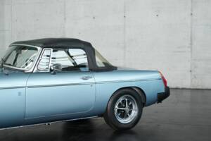 Image 9/50 of MG MGB (1976)