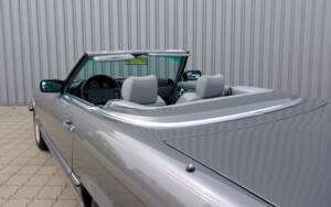 Image 63/97 de Mercedes-Benz 560 SL (1987)