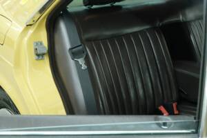Bild 29/50 von Mercedes-Benz 380 SE (1983)