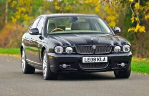Image 4/50 of Jaguar XJ 8 4.2 (2008)