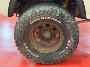 Afbeelding 19/27 van Land Rover Defender 90 Td5 (2000)