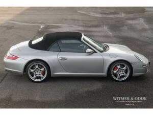 Bild 6/18 von Porsche 911 Carrera S (2005)