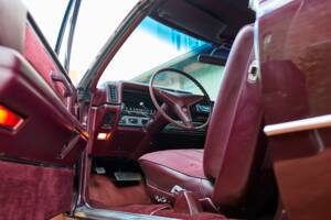 Bild 163/200 von Cadillac Coupe DeVille (1968)