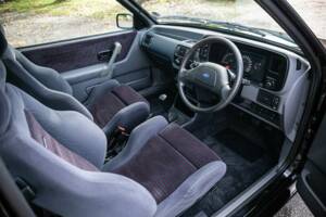 Bild 2/49 von Ford Escort turbo RS (1988)