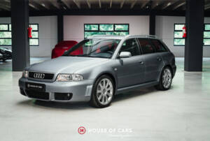 Bild 2/25 von Audi RS4 Avant (2001)