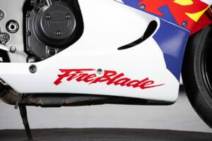 Immagine 31/50 di Honda CBR 900RR Fireblade (1996)