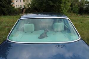 Image 8/51 de Mercedes-Benz 500 SE (1984)