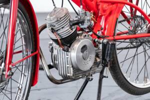Image 40/47 of Ducati DUMMY (1953)