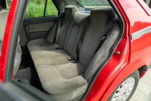 Image 24/45 of Alfa Romeo 75 1.6 (1991)
