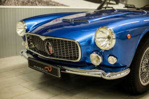 Afbeelding 3/50 van Maserati 3500 GT Spyder Vignale (1960)