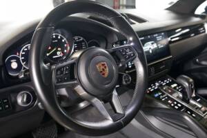 Bild 4/17 von Porsche Cayenne E-Hybrid (2018)