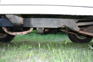 Image 14/33 of Land Rover 88 (1984)