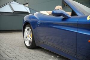 Image 45/50 of Ferrari California T (2015)