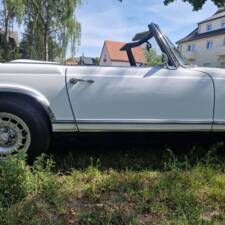 Image 35/100 of Mercedes-Benz 250 SL (1967)