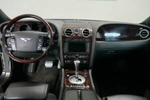 Image 2/39 de Bentley Continental GT (2007)