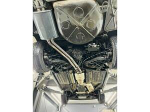 Image 29/32 of Mercedes-Benz 560 SL (1987)