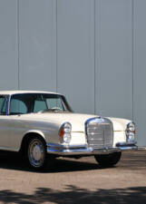 Image 10/45 of Mercedes-Benz 280 SE (1968)