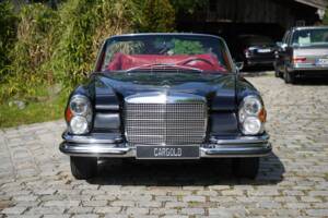 Imagen 38/53 de Mercedes-Benz 280 SE 3,5 (1970)