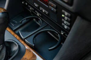Image 31/31 of BMW 528i (1996)