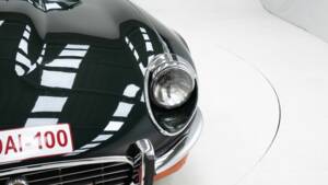 Image 11/15 de Jaguar Type E V12 (2+2) (1973)