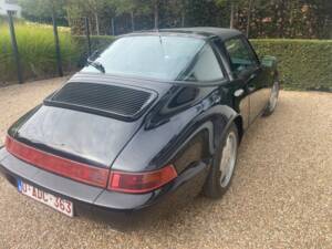 Image 12/18 of Porsche 911 Carrera 2 (1990)