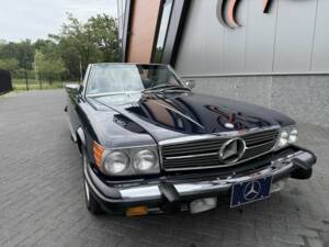Image 19/50 of Mercedes-Benz 560 SL (1986)