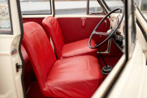 Image 18/22 of Morris Minor 1000 (1958)