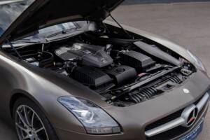 Image 24/45 of Mercedes-Benz SLS AMG Roadster (2012)