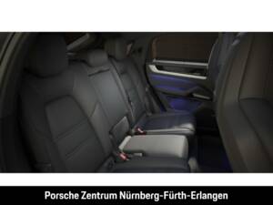 Bild 13/16 von Porsche Cayenne S E-Hybrid (2026)