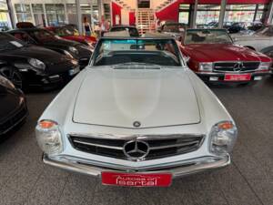 Image 23/42 of Mercedes-Benz 280 SL (1968)