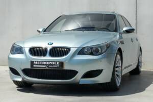 Bild 13/46 von BMW M5 (2005)
