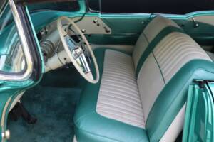 Image 29/50 of Buick 60 Century Riviera (1955)